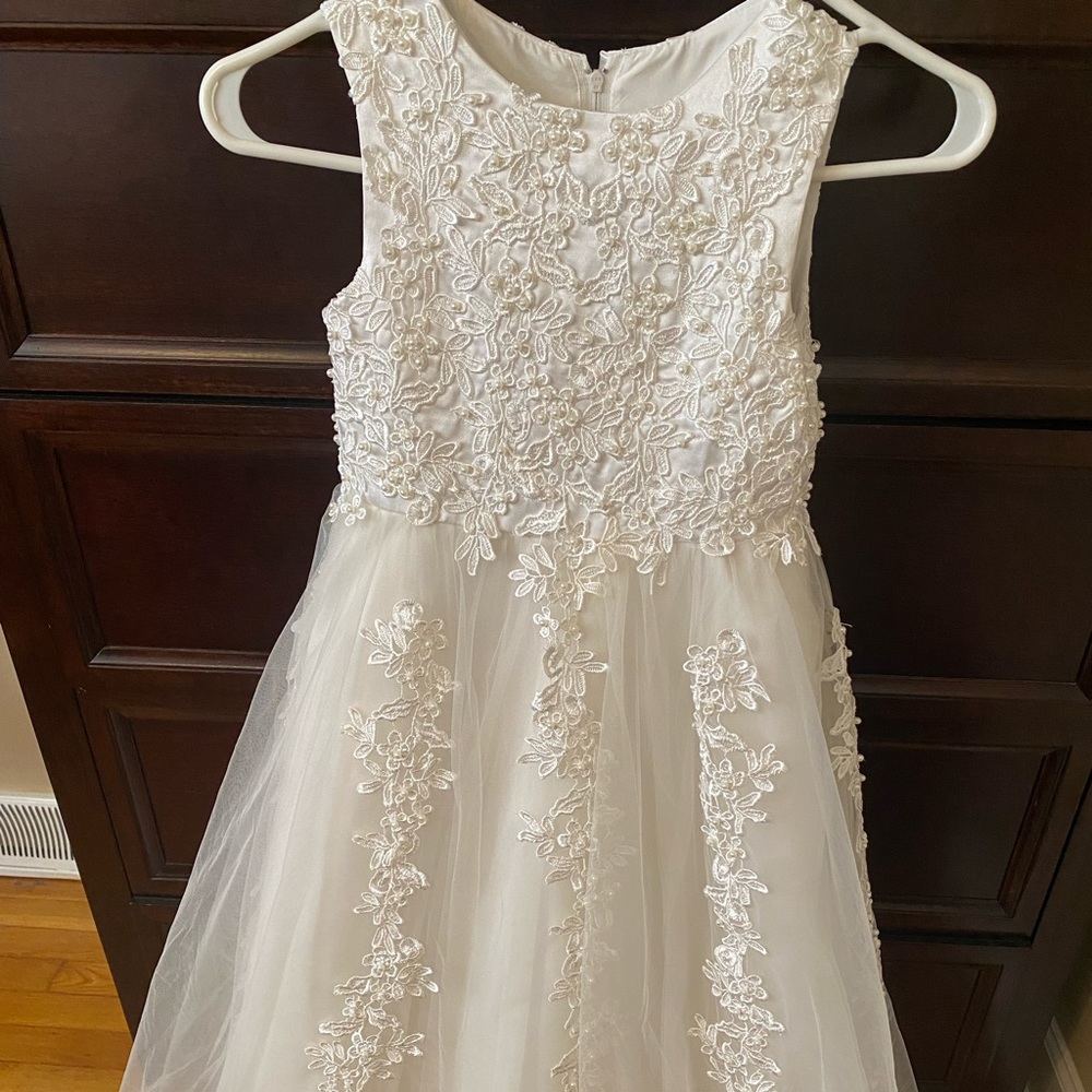 Custom made off white lace/pearl dress size 10/12